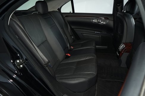 Used 2007 Mercedes-Benz S 550 4MATIC image 16