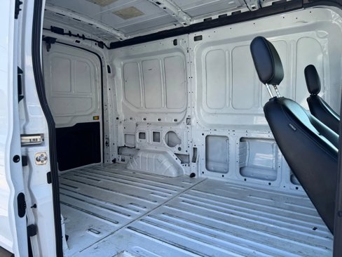 Used 2023 Ford Transit 250 Medium Roof image 19