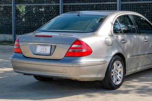 Used 2003 Mercedes-Benz E 320 Sedan image 11