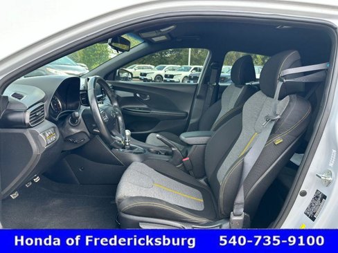Used 2020 Hyundai Veloster Turbo R-Spec image 15
