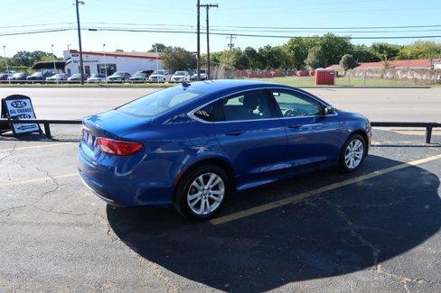 Used 2016 Chrysler 200 Limited w/ Convenience Group image 3