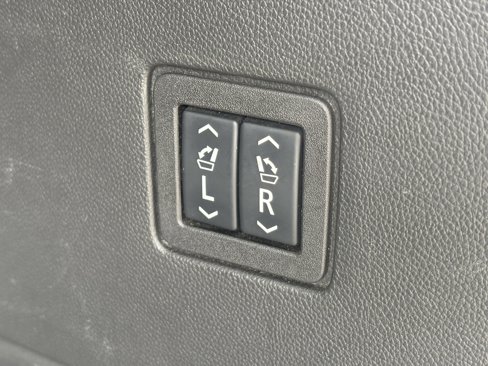 Used 2018 Chevrolet Traverse High Country w/ LPO, Cargo Package image 10