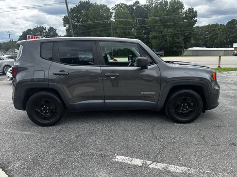 Used 2019 Jeep Renegade Sport w/ UConnect 7.0 Group image 7