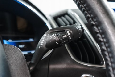 Used 2021 Ford Edge Titanium image 23