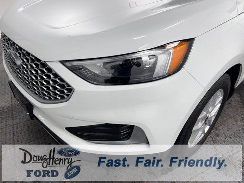 Used 2024 Ford Edge SEL image 10