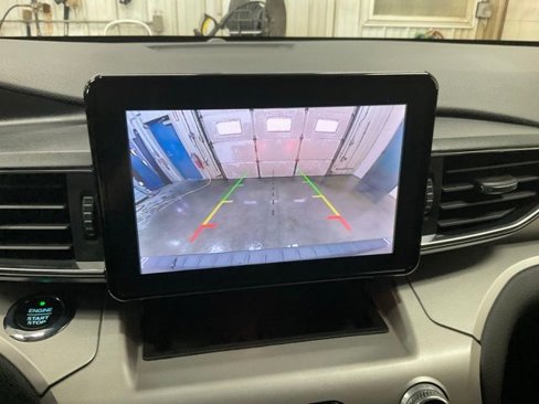 Used 2021 Ford Explorer XLT w/ Equipment Group 202A image 15