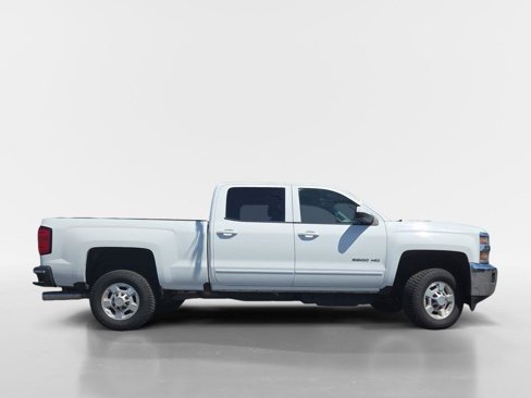 Used 2017 Chevrolet Silverado 2500 LT image 2