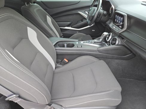 Used 2020 Chevrolet Camaro LT w/ RS Package image 14