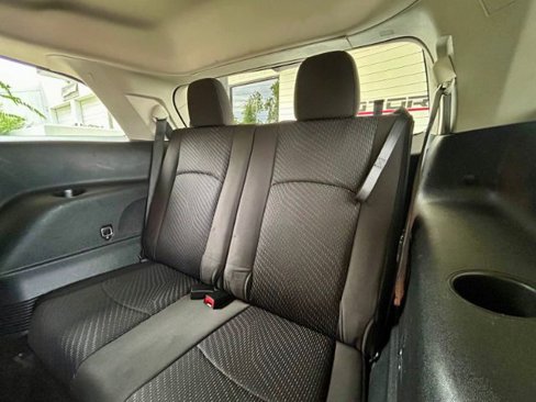 Used 2018 Dodge Journey SE image 7