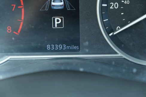 Used 2020 Nissan Versa SR image 37