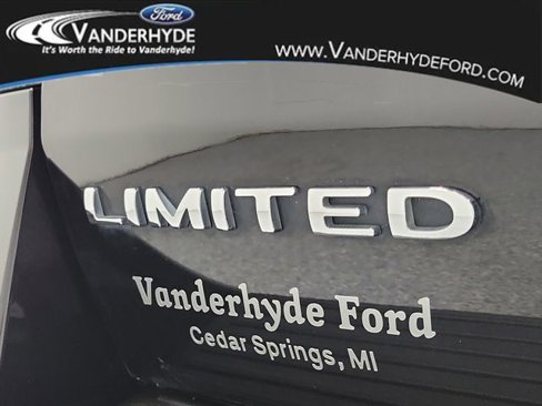 Used 2020 Ford Expedition Max Limited image 6