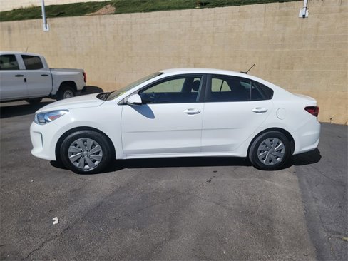Used 2020 Kia Rio LX image 4