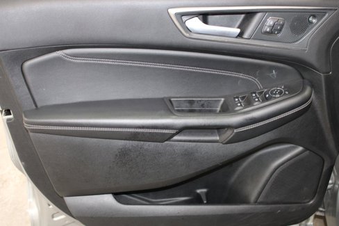 Used 2024 Ford Edge Titanium image 16