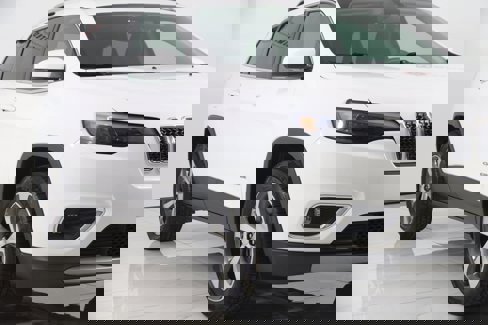 Used 2019 Jeep Cherokee Limited image 33