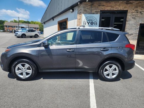 Used 2013 Toyota RAV4 XLE image 2