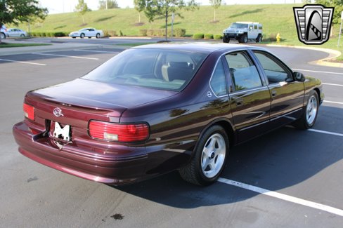 Used 1995 Chevrolet Impala SS image 5