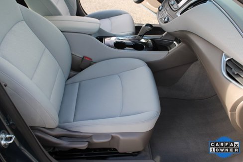 Used 2020 Chevrolet Malibu LT image 32