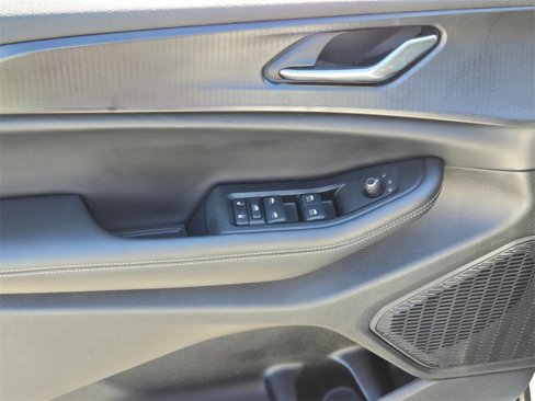 Certified 2024 Jeep Grand Cherokee Altitude image 22