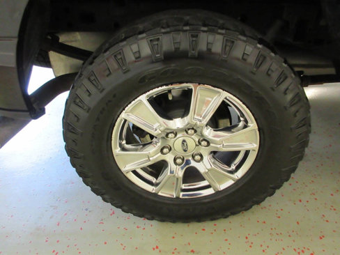 Used 2017 Ford F150 XLT w/ Equipment Group 302A Luxury image 19