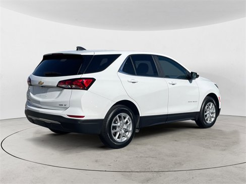 Used 2024 Chevrolet Equinox LT image 5