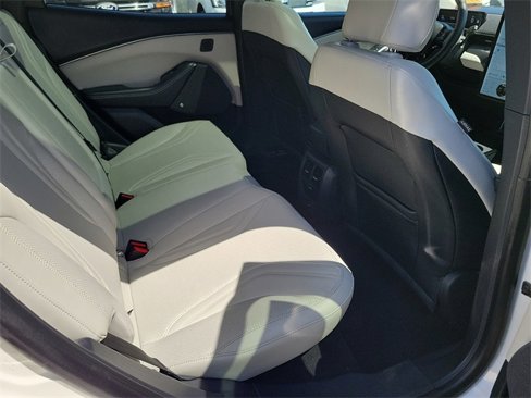 Used 2021 Ford Mustang Mach-E Premium image 17