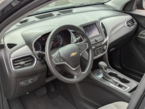 Used 2022 Chevrolet Equinox LS image 12