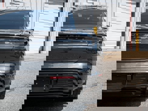Certified 2022 Porsche Taycan image 8