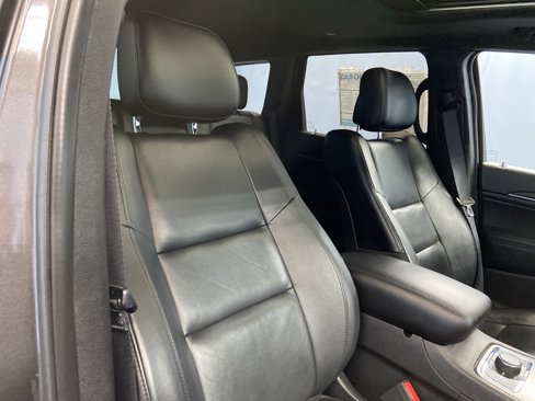 Used 2021 Jeep Grand Cherokee Limited image 45