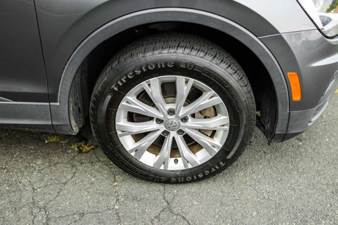 Used 2020 Volkswagen Tiguan S image 6