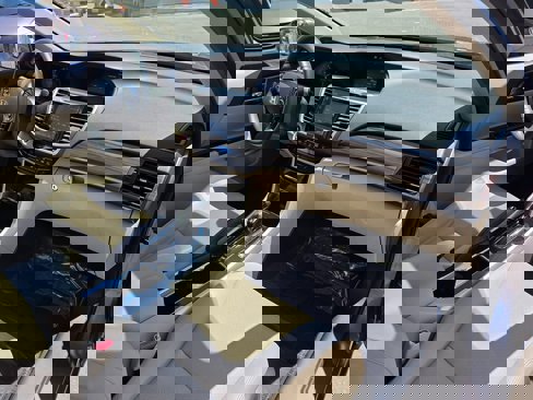 Used 2017 Honda Accord EX-L image 16