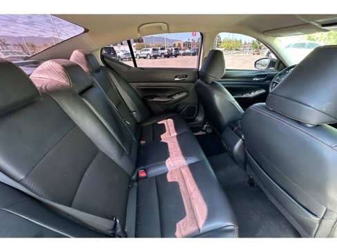 Used 2022 Nissan Altima 2.5 SR image 16