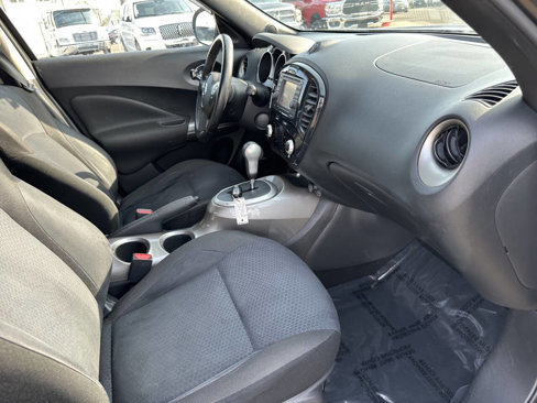 Used 2013 Nissan Juke SV image 11