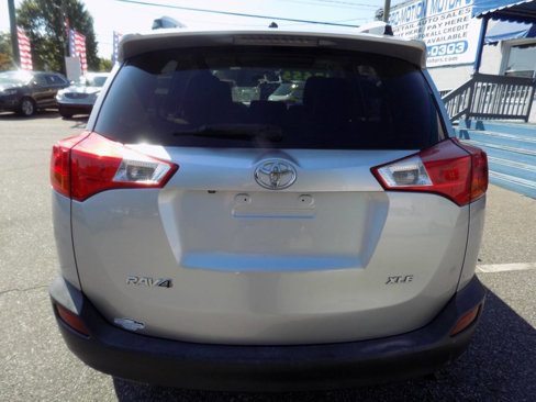 Used 2013 Toyota RAV4 XLE image 7