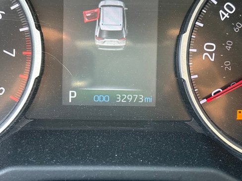 Certified 2020 Toyota RAV4 XLE image 7