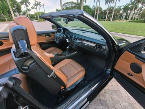Used 2011 BMW 328i Convertible image 15