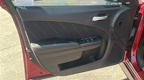 Used 2020 Dodge Charger GT w/ Blacktop Package image 15
