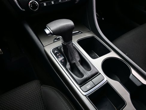 Used 2020 Kia Optima LX image 21