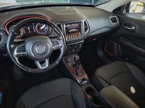 Used 2021 Jeep Compass Trailhawk image 11