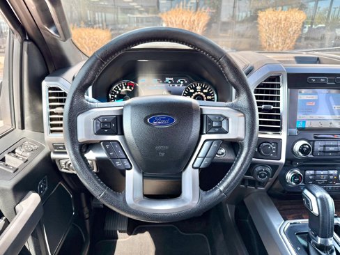Used 2016 Ford F150 Platinum w/ Equipment Group 701A Luxury image 35