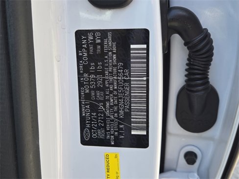 Used 2015 Hyundai Genesis 3.8 w/ Option Group 02 image 9