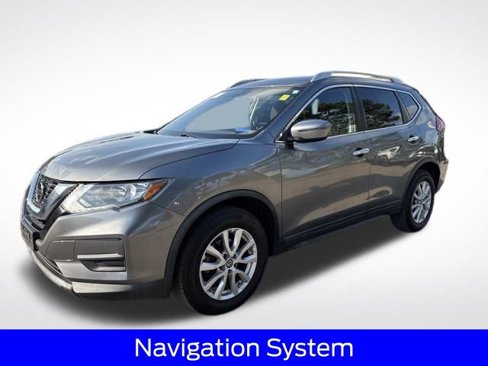 Used 2018 Nissan Rogue SV image 3