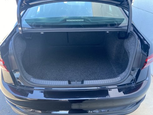 Certified 2024 Volkswagen Jetta S image 28