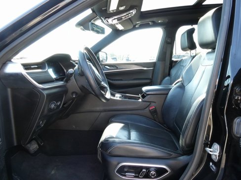 Used 2021 Jeep Grand Cherokee L Overland w/ Luxury Tech Group IV image 25