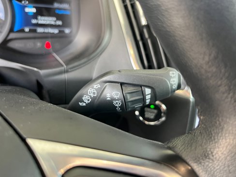 Used 2024 Ford Edge Titanium image 11