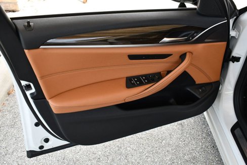 Used 2018 BMW 530i xDrive image 49