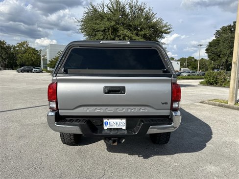 Used 2019 Toyota Tacoma SR5 image 5