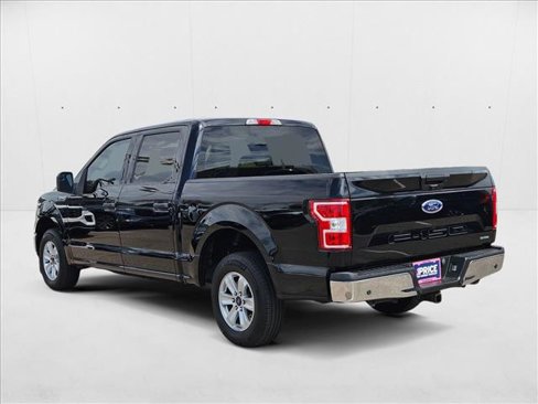 Used 2018 Ford F150 XLT w/ Trailer Tow Package image 8