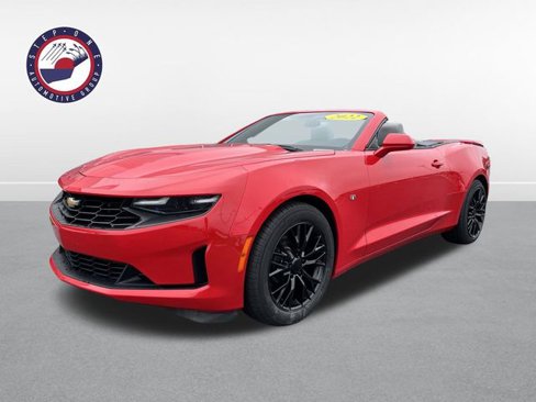 Used 2022 Chevrolet Camaro LT image 2