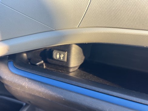 Used 2012 Toyota Prius C image 26