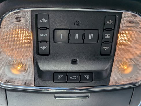 Used 2018 Jeep Grand Cherokee High Altitude image 29